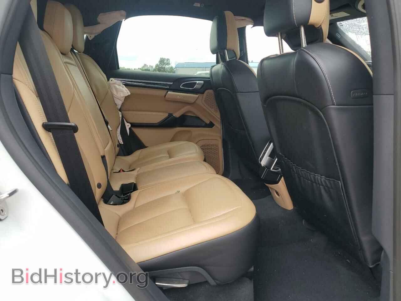 2017 PORSCHE CAYENNE - VIN: WP1AA2A23HKA87341 - Фото 11