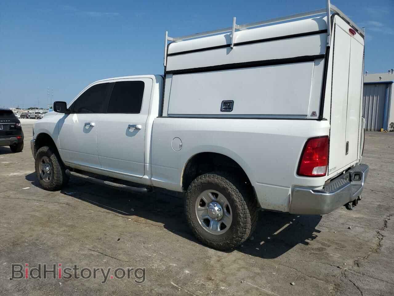 2015 RAM All Models - VIN: 3C6UR5DL8FG565925 - Фото 2