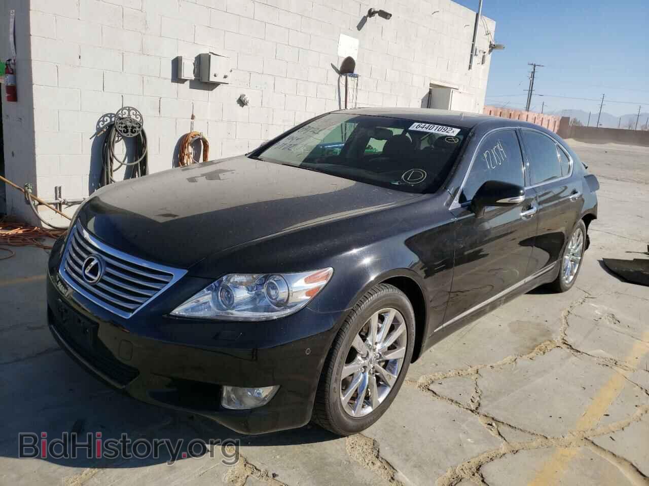 2012 LEXUS LS460 - VIN: JTHBL5EF3C5113361 - Photo 2