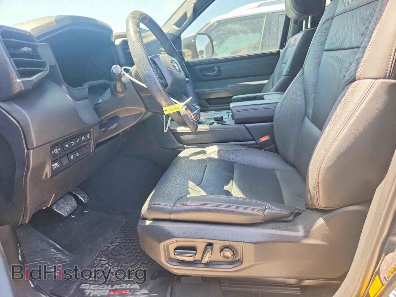 2024 TOYOTA SEQUOIA - VIN: 7SVAAABA2RX027644 - Photo 7