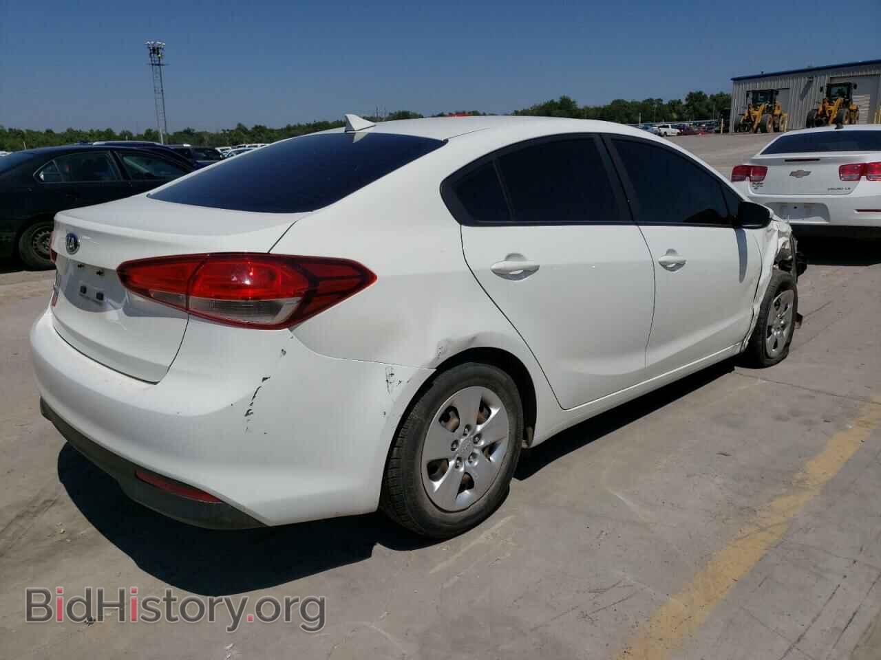 2018 KIA FORTE - VIN: 3KPFK4A75JE229483 - Фото 3