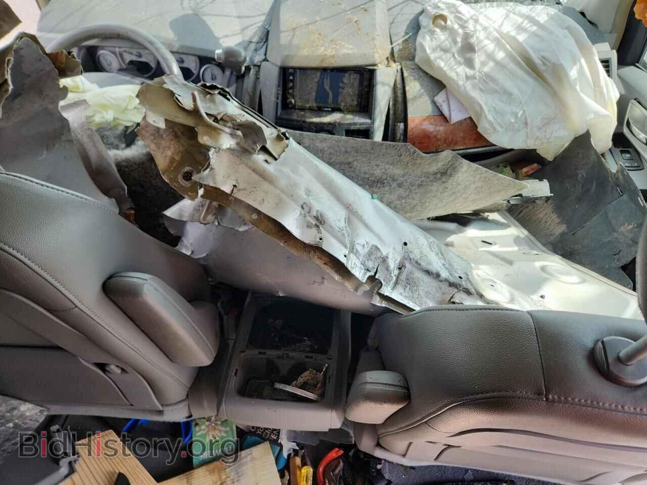 2008 CHRYSLER MINIVAN - VIN: 2A8HR54P38R675882 - Фото 8