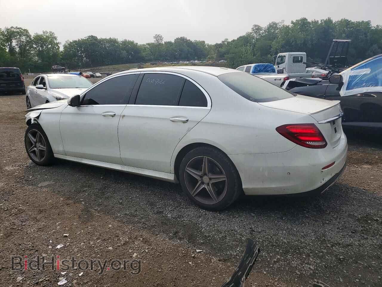 2017 MERCEDES-BENZ E-CLASS - VIN: WDDZF4KB2HA031743 - Фото 2