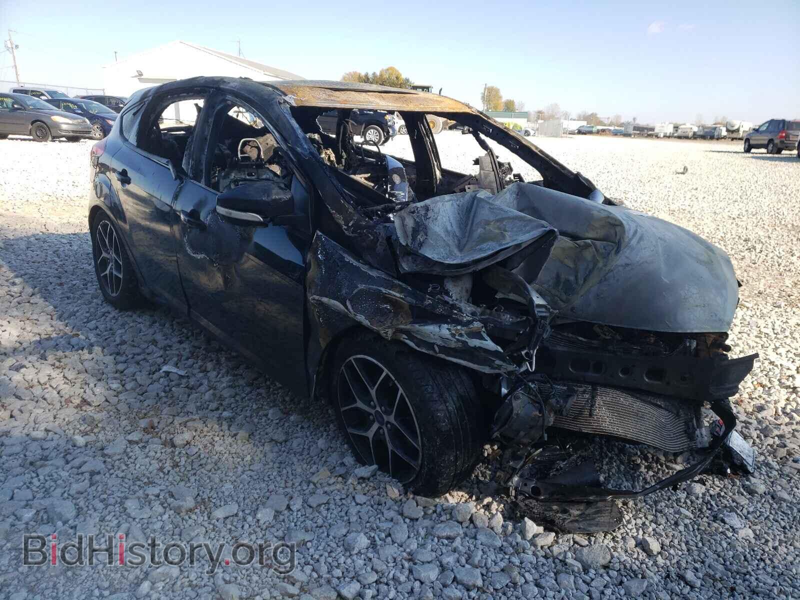 Фотография 1FADP3M25HL243748 - FORD FOCUS 2017