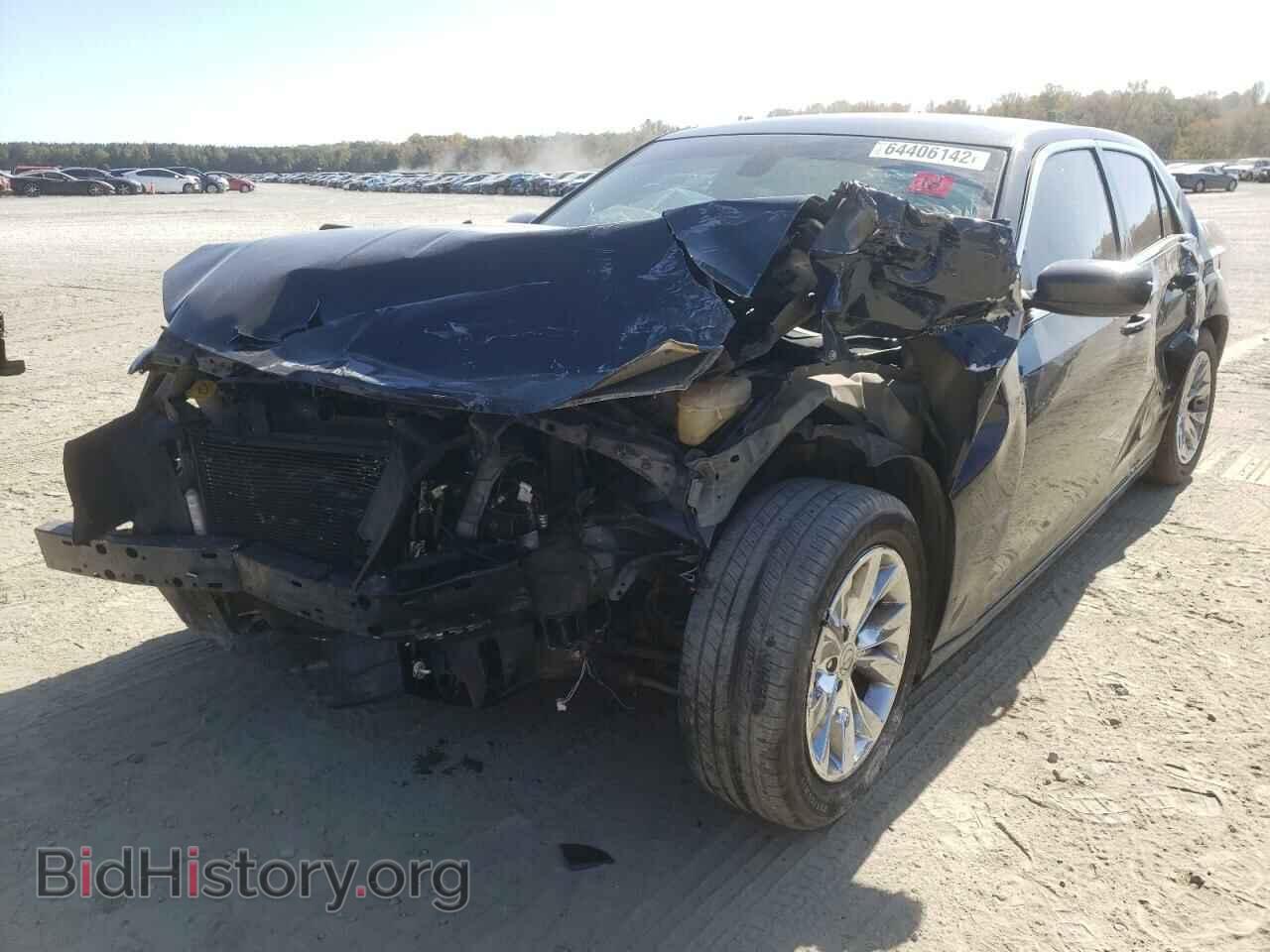 2015 CHRYSLER 300 - VIN: 2C3CCAAG2FH930903 - Фото 2
