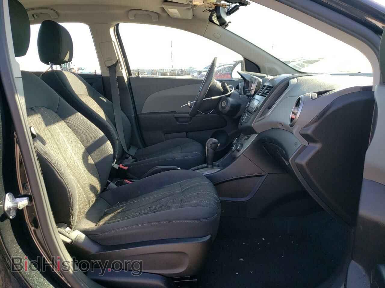 2015 CHEVROLET SONIC - VIN: 1G1JC5SH1F4194320 - Фото 5