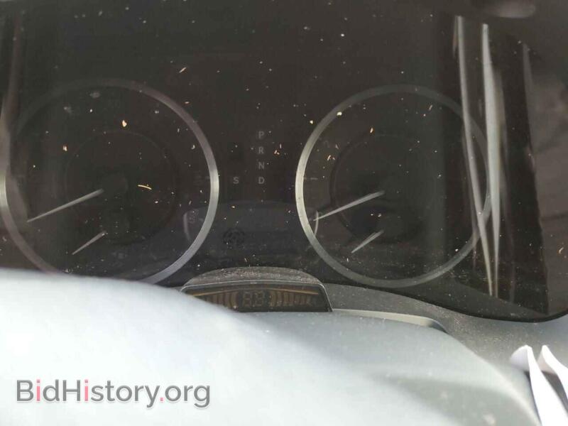 2014 Lexus IS (VIN JTHFE2C21E2510372) — photo 8 of 10