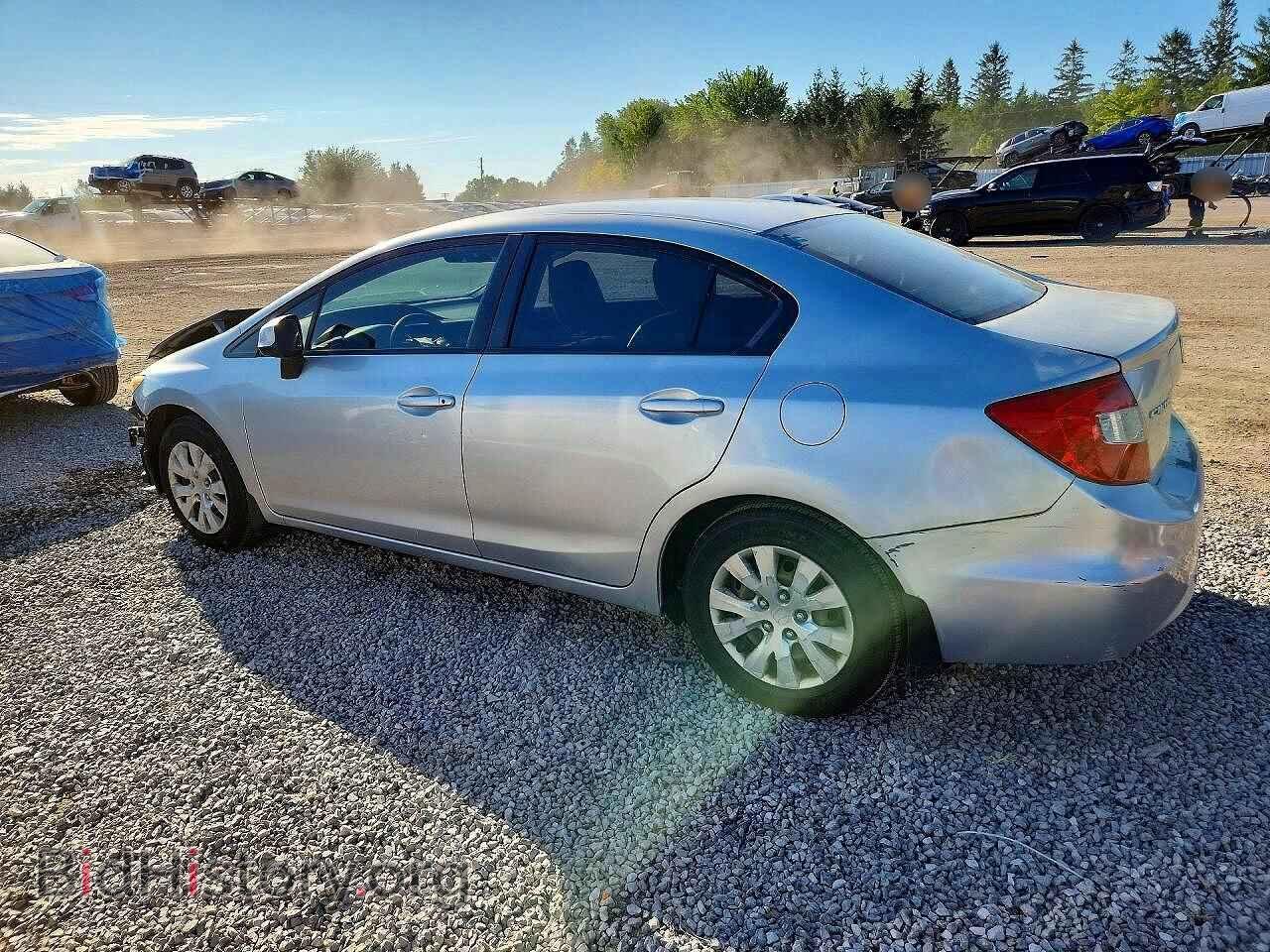 2012 HONDA CIVIC - VIN: 2HGFB2F45CH121053 - Фото 2