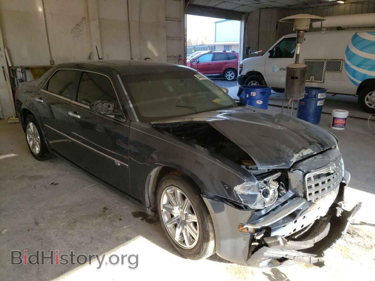 Photo 2C3KA63H38H331967 - CHRYSLER 300 2008