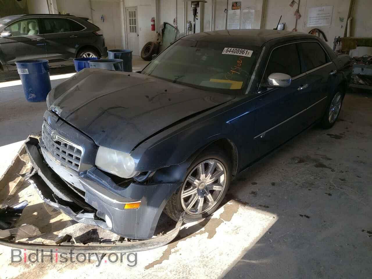 2008 CHRYSLER 300 - VIN: 2C3KA63H38H331967 - Фото 2