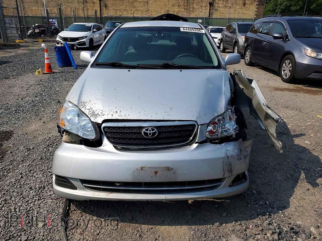 2005 TOYOTA COROLLA - VIN: 2T1BR32E45C385469 - Фото 5