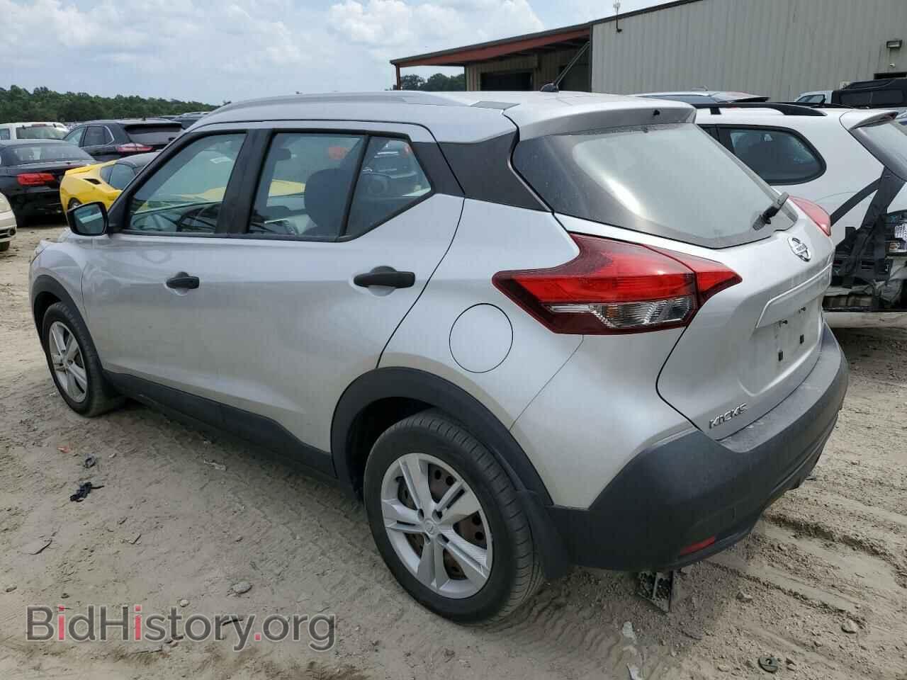 2018 NISSAN KICKS - VIN: 3N1CP5CU4JL531908 - Фото 2
