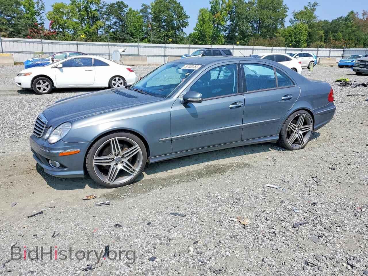 Photo WDBUF56X49B360826 - MERCEDES-BENZ E-CLASS 2009