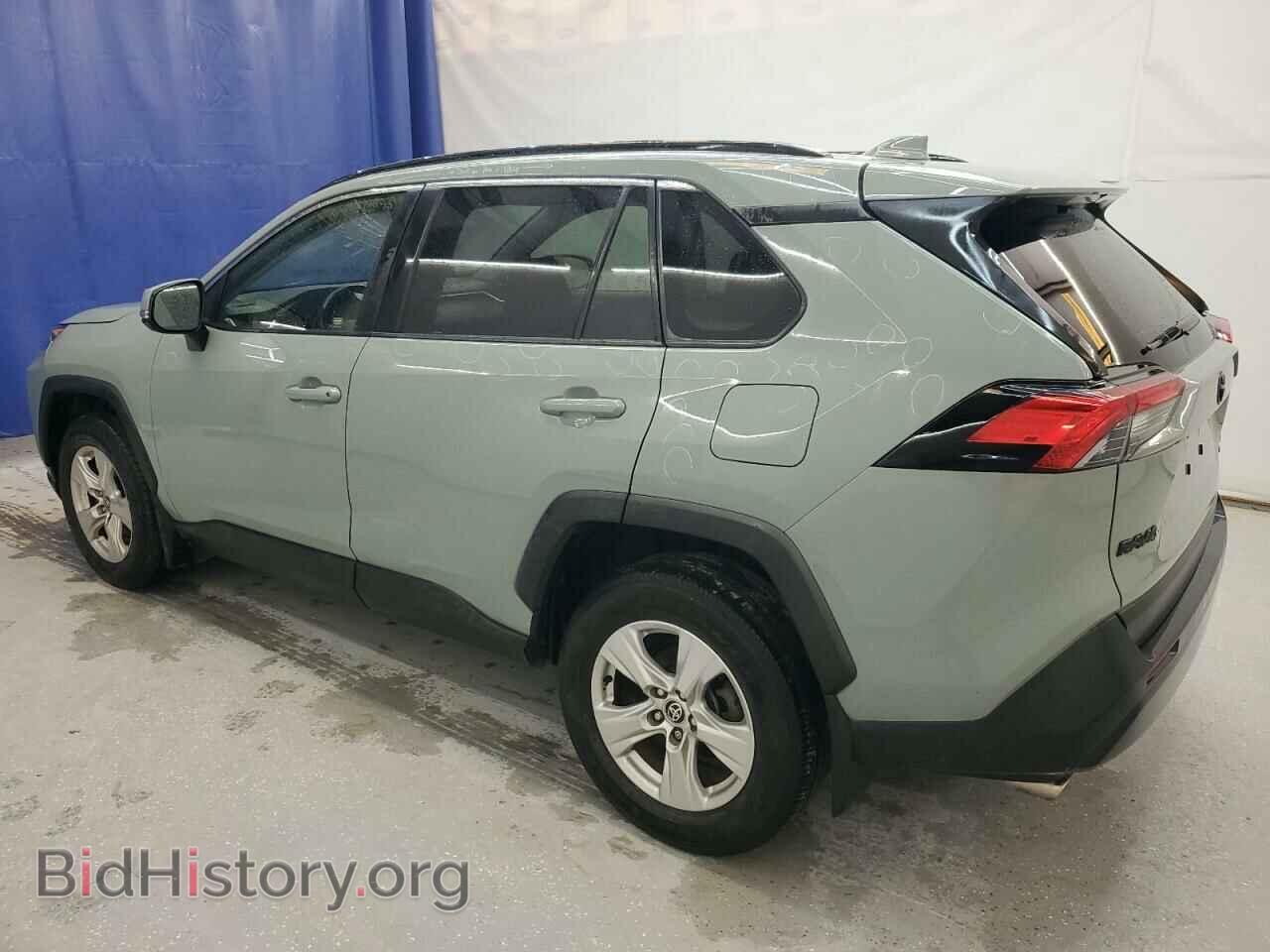 2020 TOYOTA RAV4 - VIN: JTMP1RFV3LD049743 - Фото 2