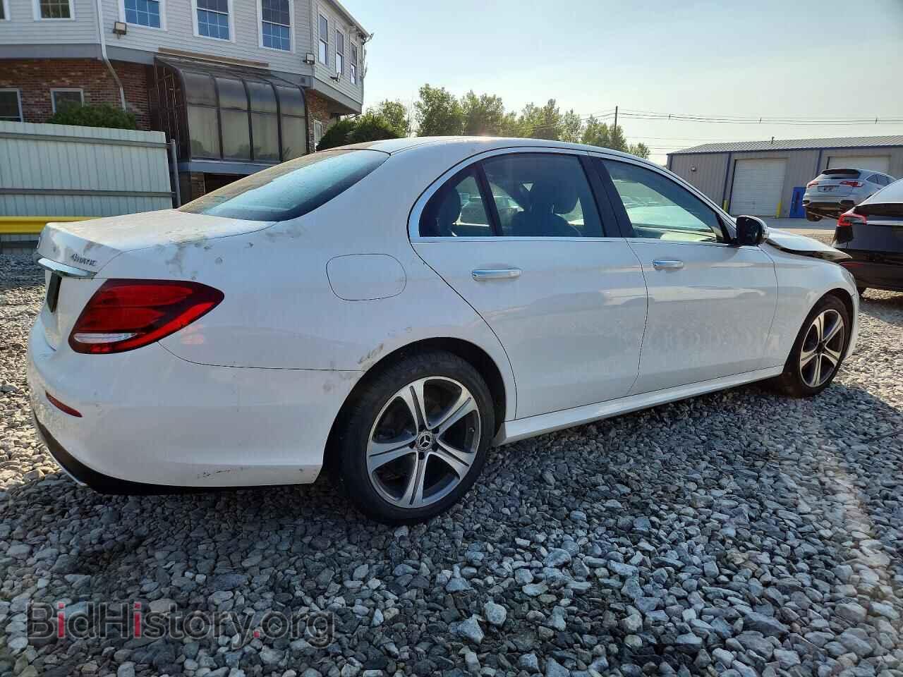 2019 MERCEDES-BENZ E-CLASS - VIN: WDDZF4KB9KA615774 - Фото 3