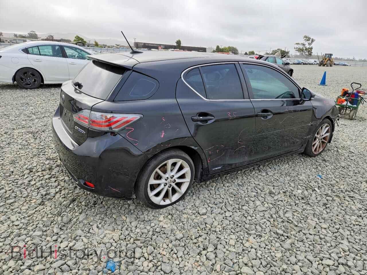 2011 LEXUS CT 200 - VIN: JTHKD5BH2B2005574 - Photo 3