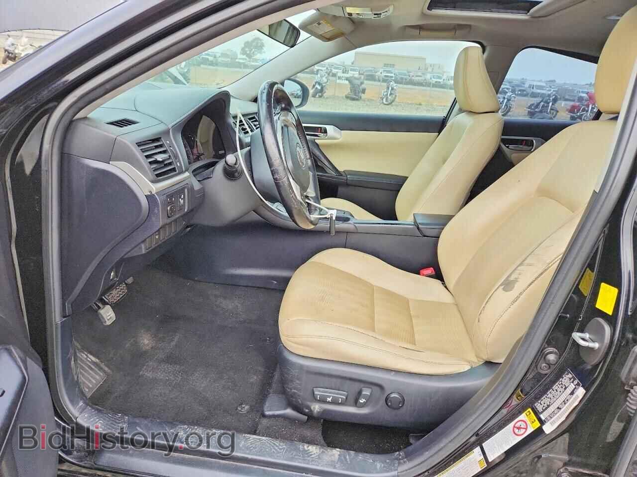 2011 LEXUS CT 200 - VIN: JTHKD5BH2B2005574 - Photo 7