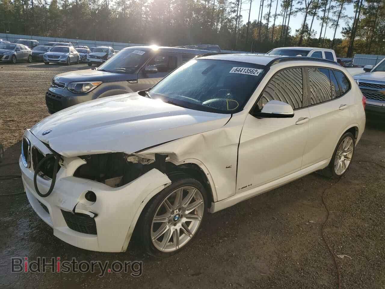 2013 BMW X1 - VIN: WBAVM1C58DVW45749 - Фото 2