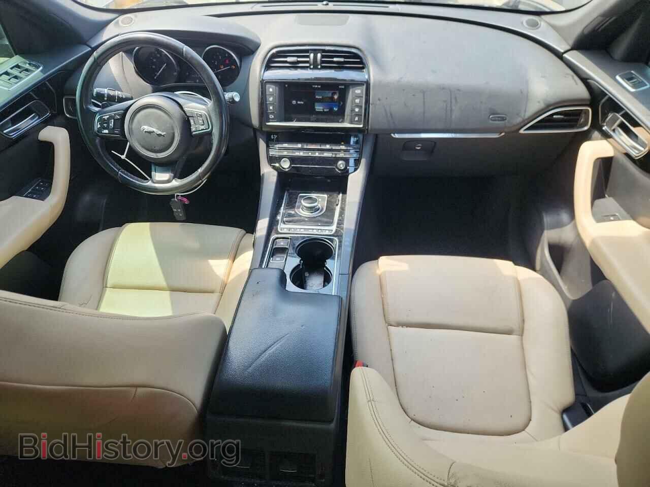 2017 JAGUAR F-PACE - VIN: SADCJ2BV4HA095347 - Фото 8
