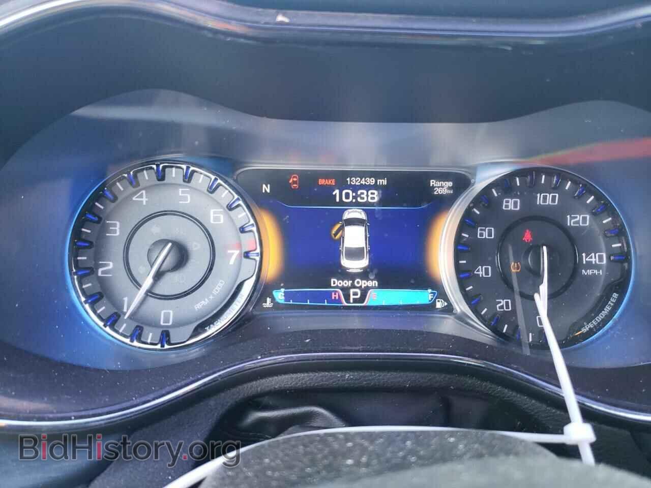 2015 CHRYSLER 200 - VIN: 1C3CCCDG5FN627743 - Фото 9