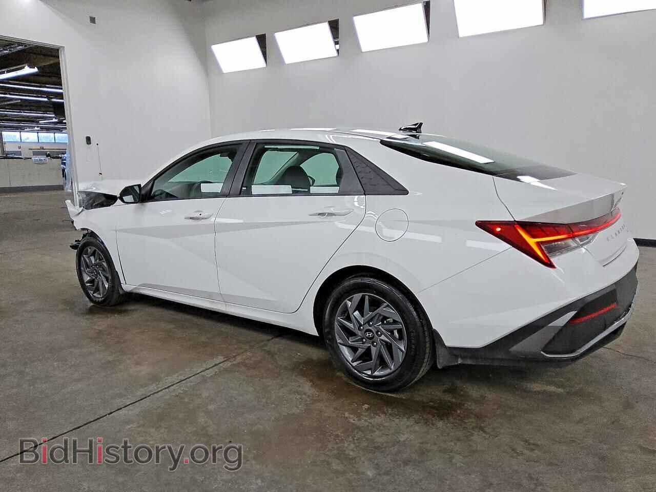 2026 HYUNDAI ELANTRA - VIN: KMHLM4DJ5TU183383 - Фото 2