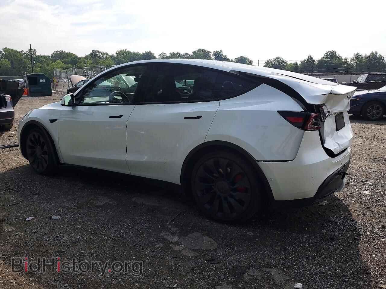 2022 TESLA MODEL Y - VIN: 7SAYGDEF1NF446205 - Фото 2