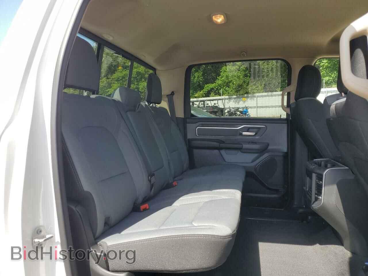 2020 RAM 1500 - VIN: 1C6SRFFT8LN379332 - Фото 10