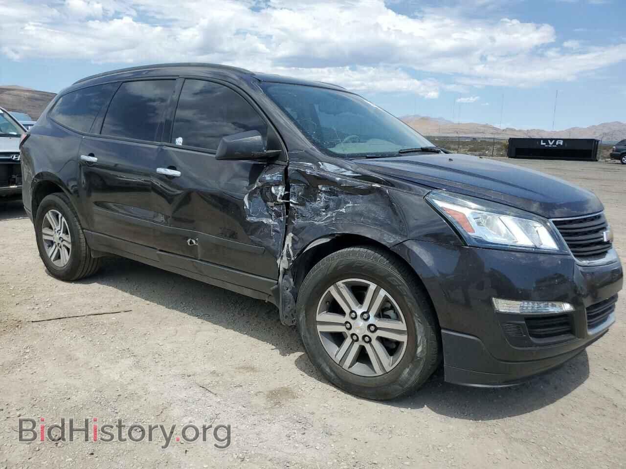 2017 CHEVROLET TRAVERSE - VIN: 1GNKRFKD6HJ305064 - Фото 4