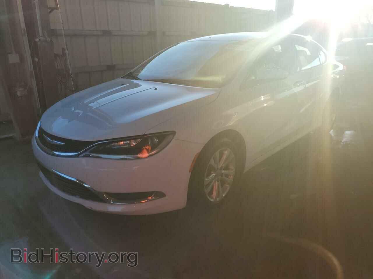 2016 CHRYSLER 200 - VIN: 1C3CCCAB5GN137264 - Фото 2