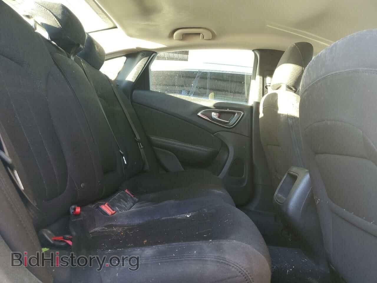 2016 CHRYSLER 200 - VIN: 1C3CCCAB5GN137264 - Фото 6