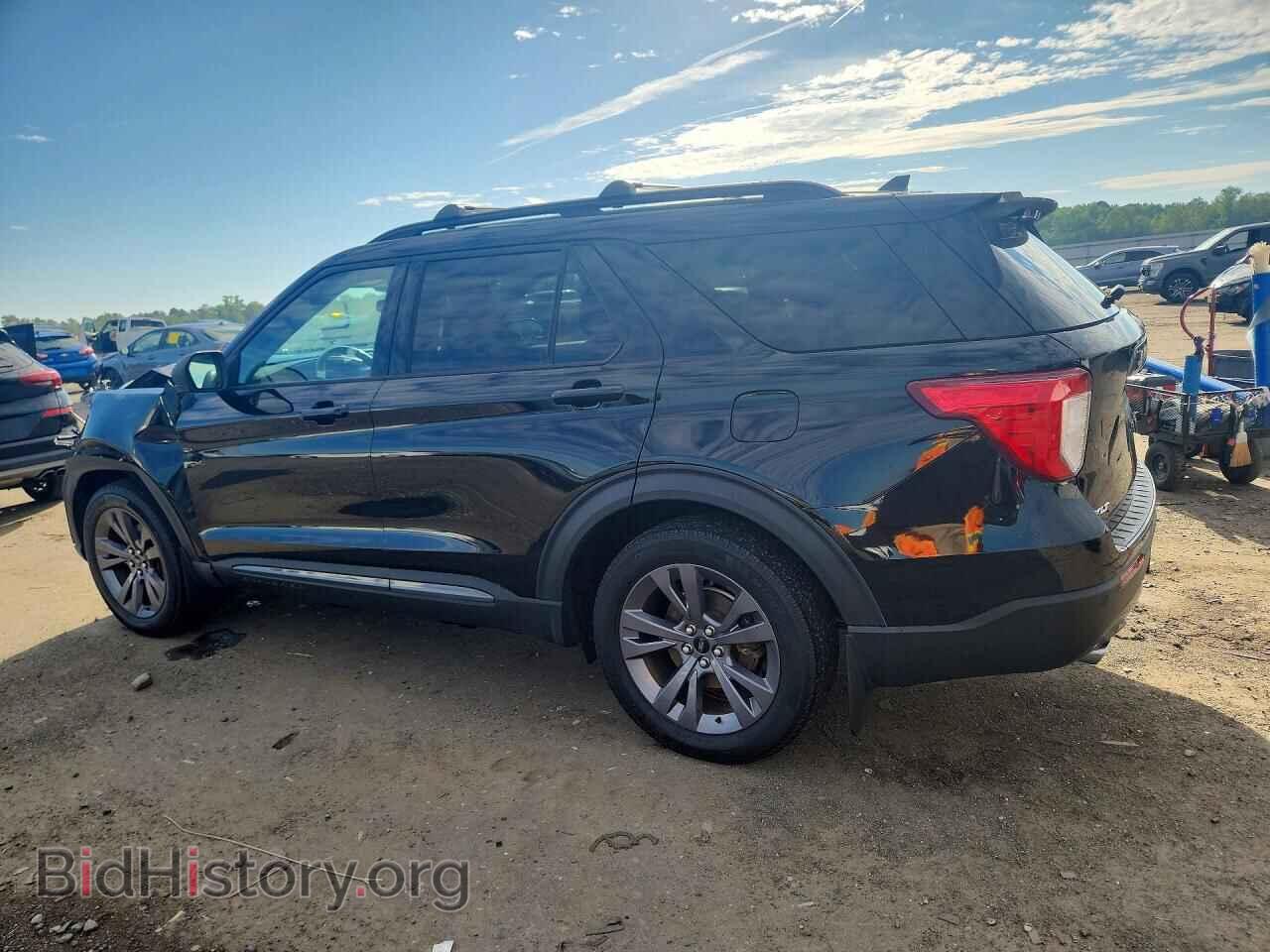 2021 FORD EXPLORER - VIN: 1FMSK8DH1MGC08687 - Photo 2