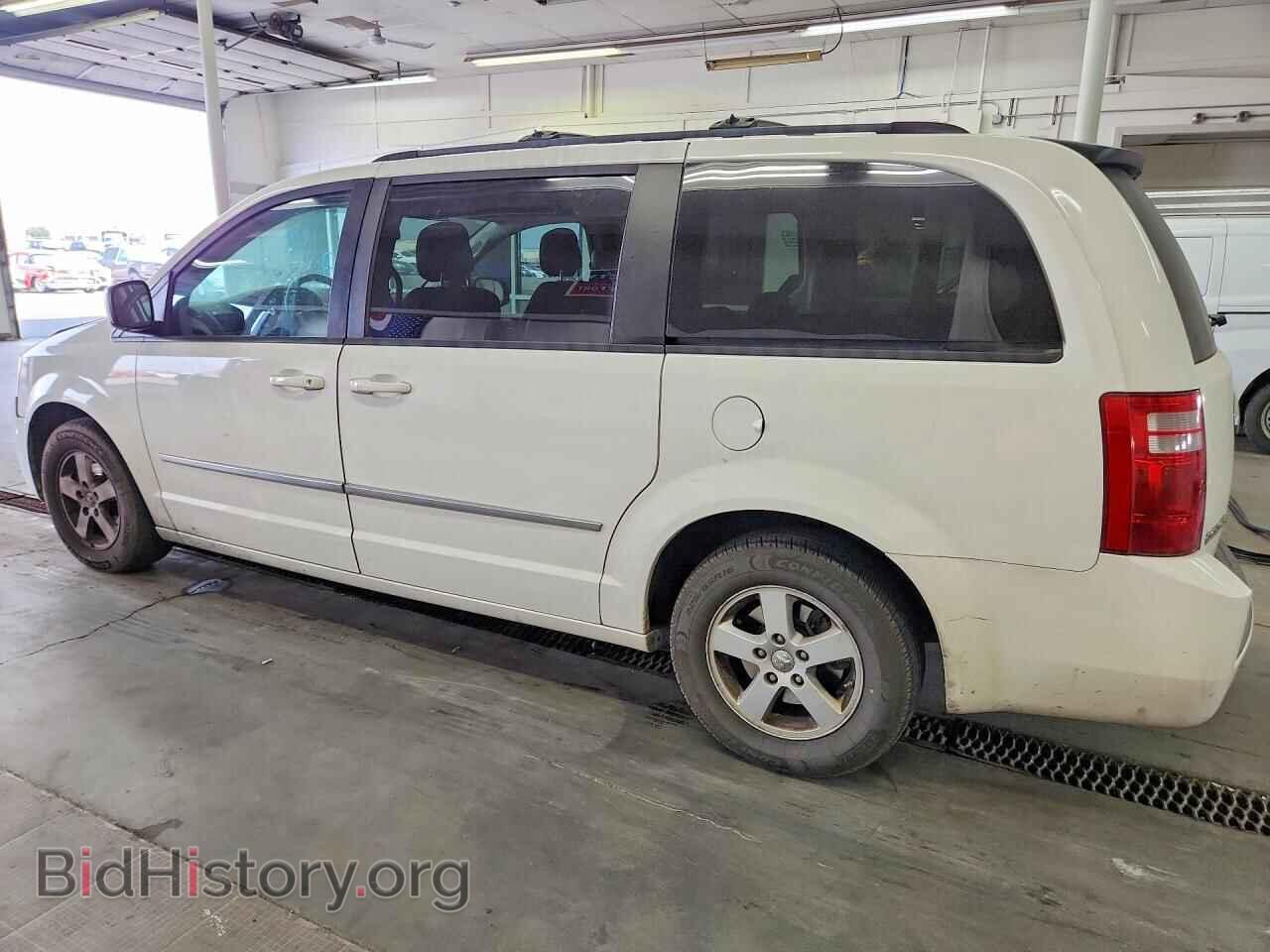 2010 DODGE CARAVAN - VIN: 2D4RN5D15AR405435 - Photo 2
