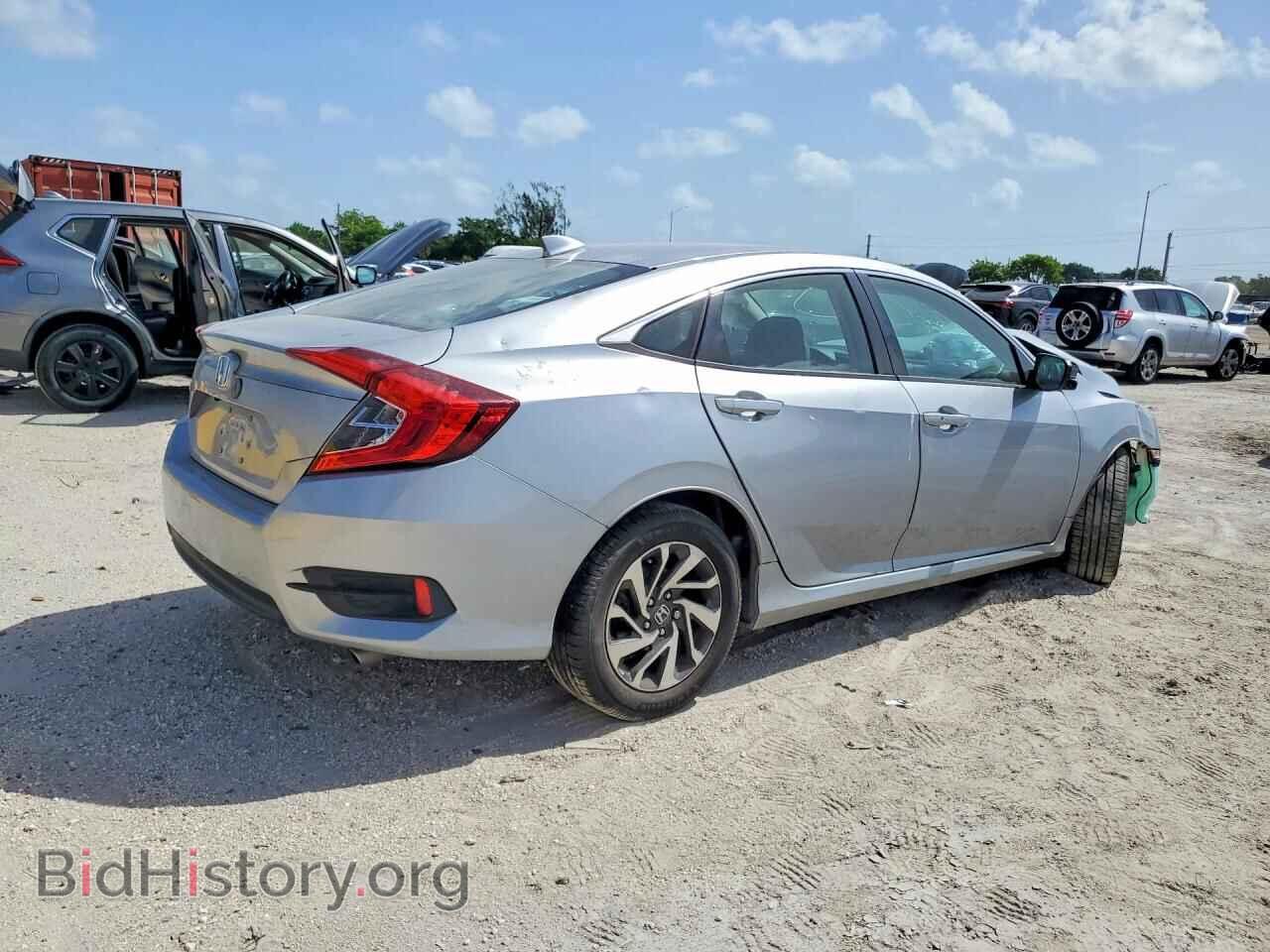 2017 HONDA CIVIC - VIN: 19XFC2F76HE066136 - Фото 3
