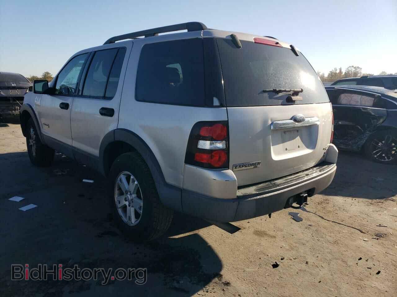 2006 FORD EXPLORER - VIN: 1FMEU73876UB47711 - Фото 3