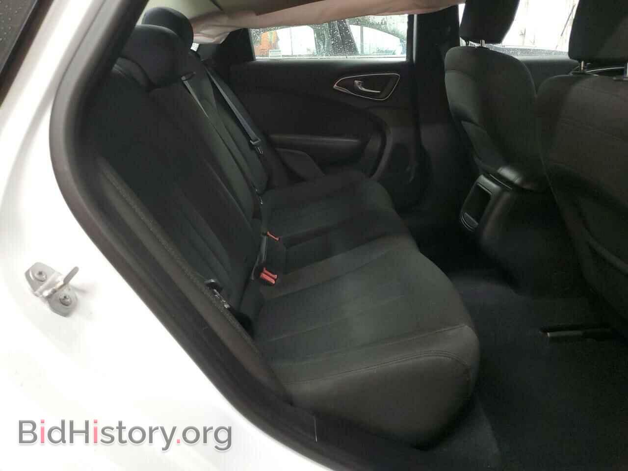 2015 CHRYSLER 200 - VIN: 1C3CCCAB6FN756552 - Фото 10