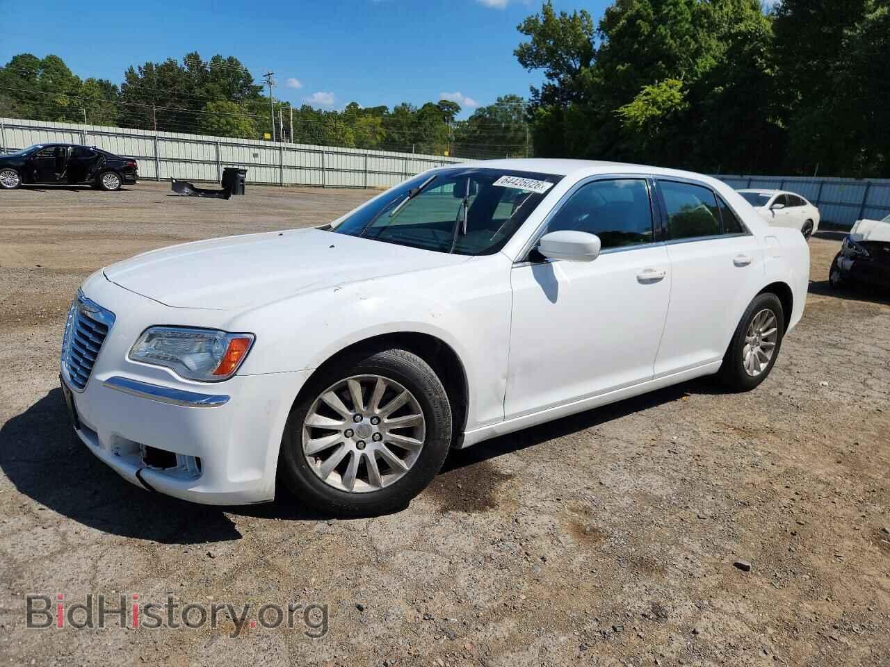 Фотография 2C3CCAAG4EH365200 - CHRYSLER 300 2014
