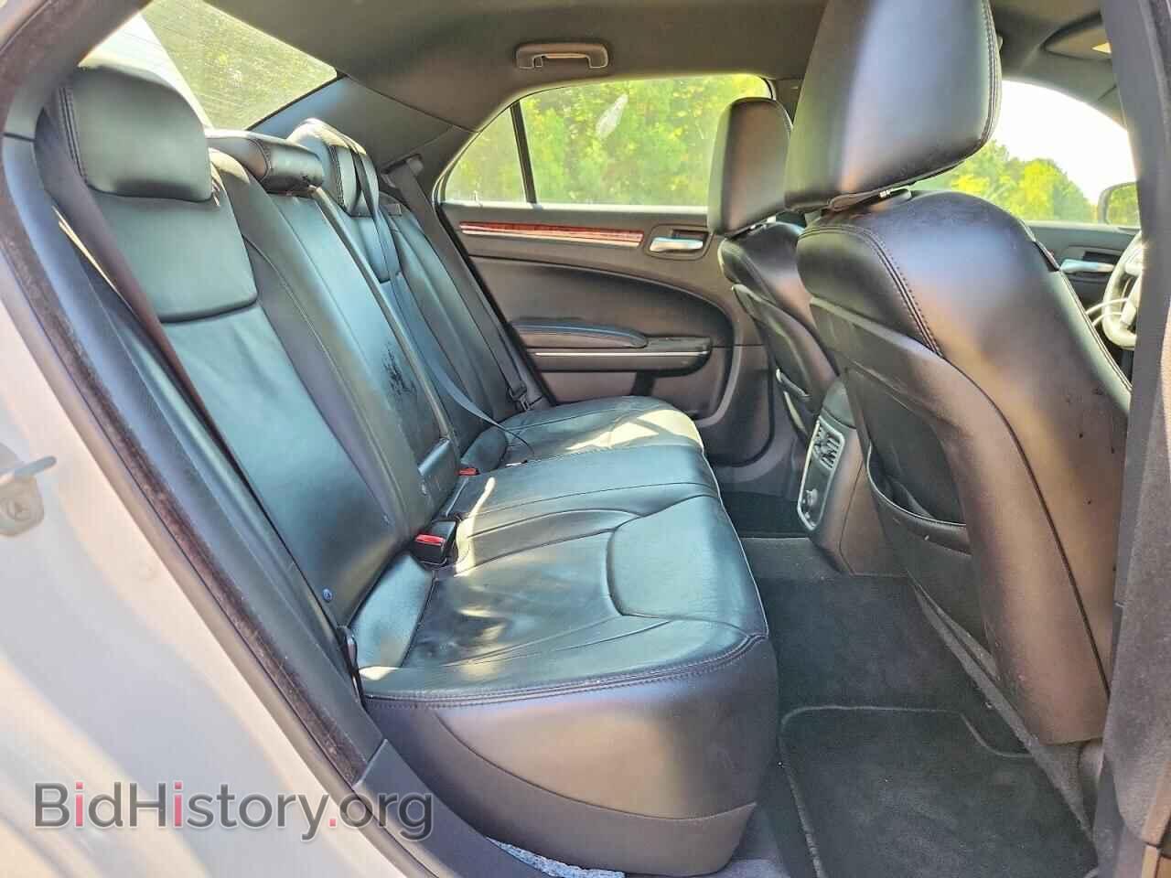 2014 CHRYSLER 300 - VIN: 2C3CCAAG4EH365200 - Photo 10
