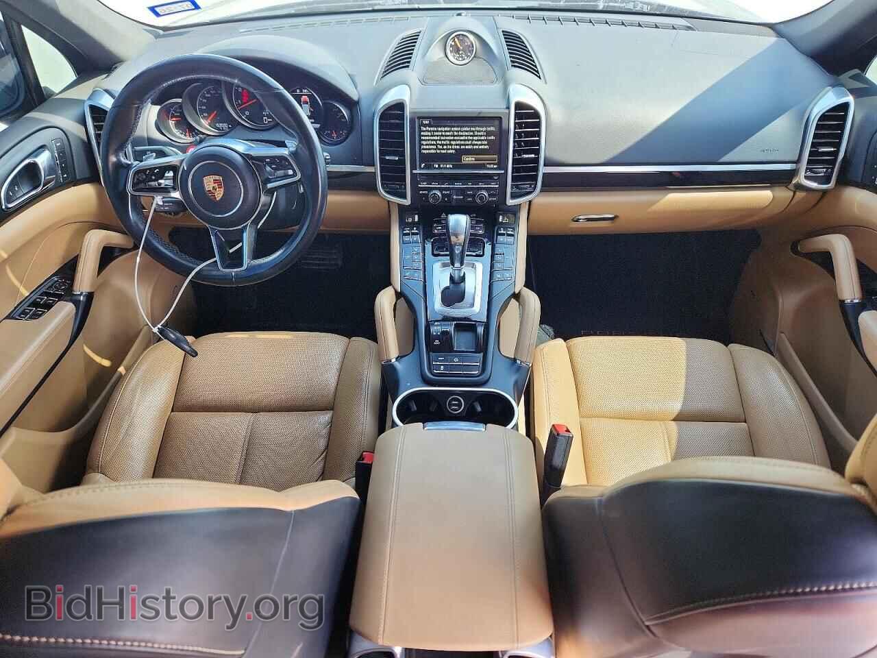 2016 PORSCHE CAYENNE - VIN: WP1AA2A21GLA06667 - Photo 8