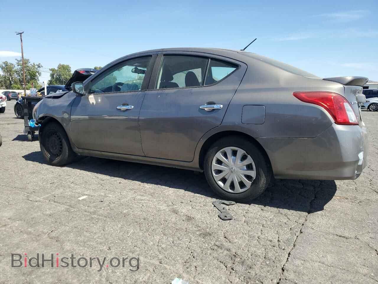 2017 NISSAN VERSA - VIN: 3N1CN7AP2HK413144 - Фото 2