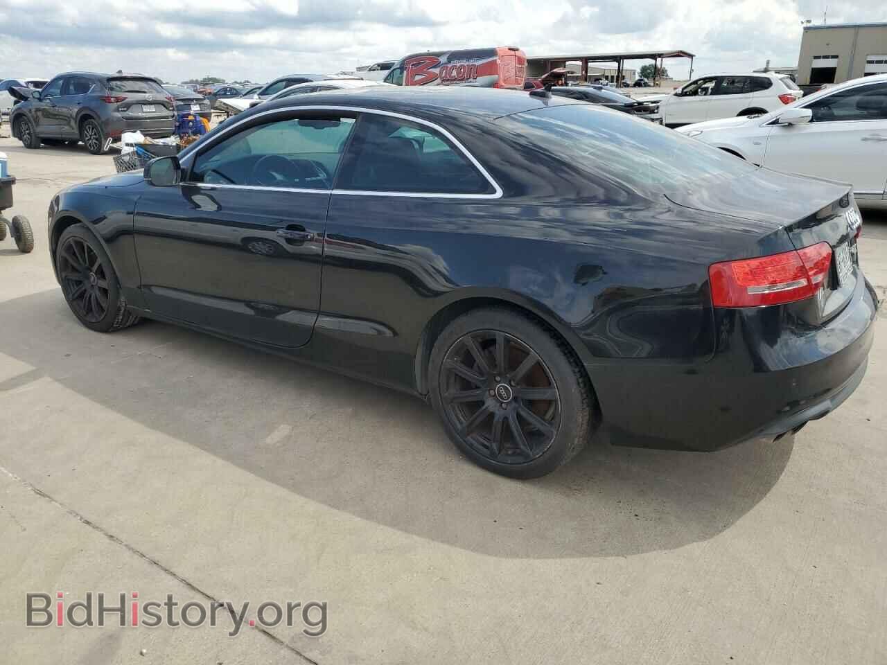 2011 AUDI A5 - VIN: WAULFAFR3BA020762 - Фото 2
