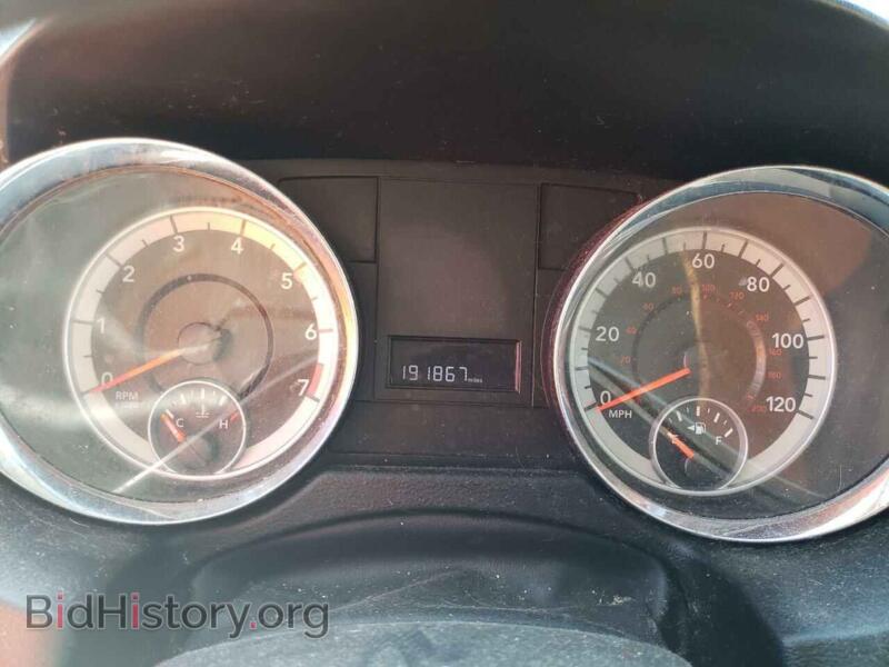 2011 Dodge CARAVAN (VIN 2D4RN3DG1BR693075) — фото 9 из 12