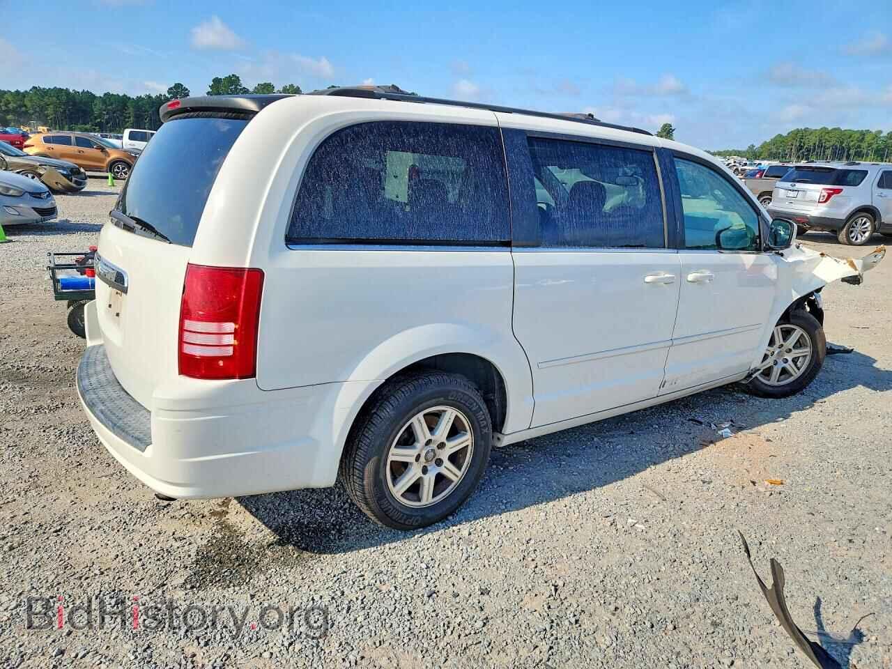 2008 CHRYSLER MINIVAN - VIN: 2A8HR54P68R713718 - Фото 3