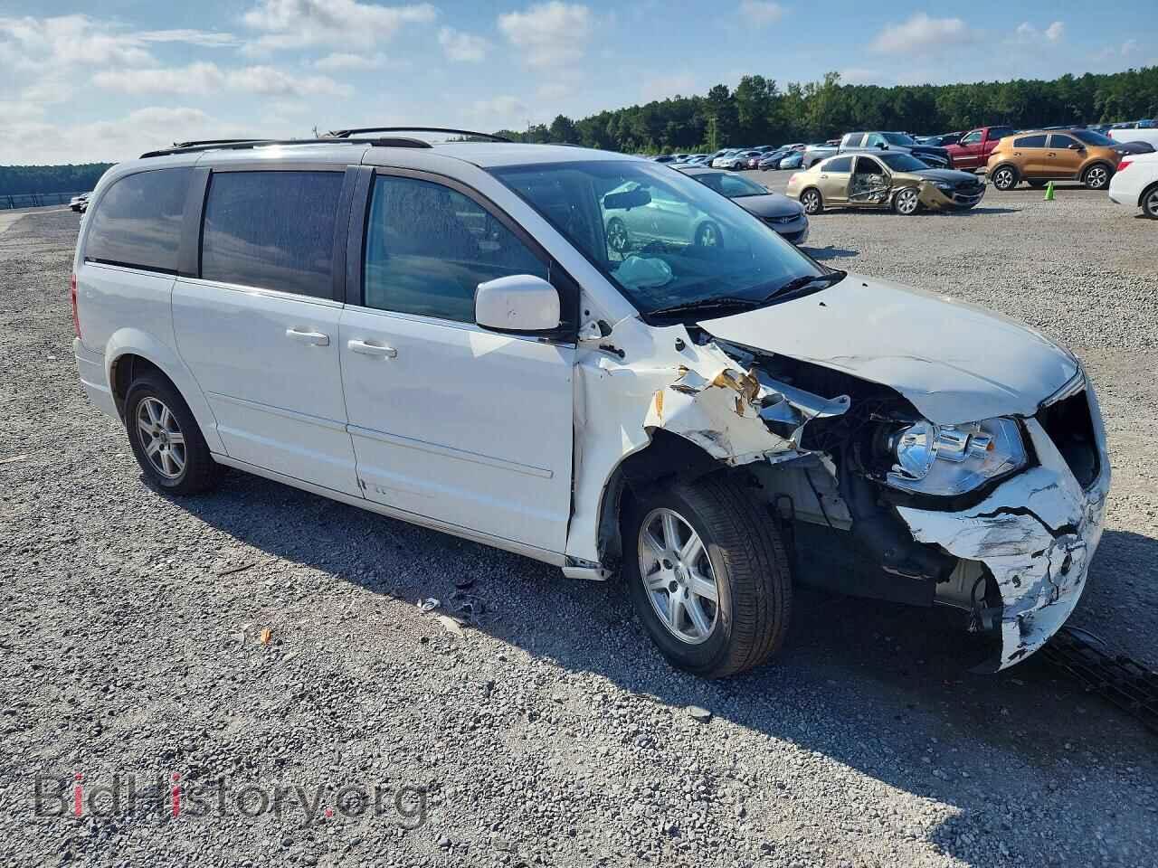 2008 CHRYSLER MINIVAN - VIN: 2A8HR54P68R713718 - Фото 4