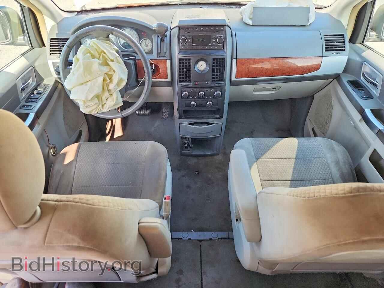 2008 CHRYSLER MINIVAN - VIN: 2A8HR54P68R713718 - Фото 8