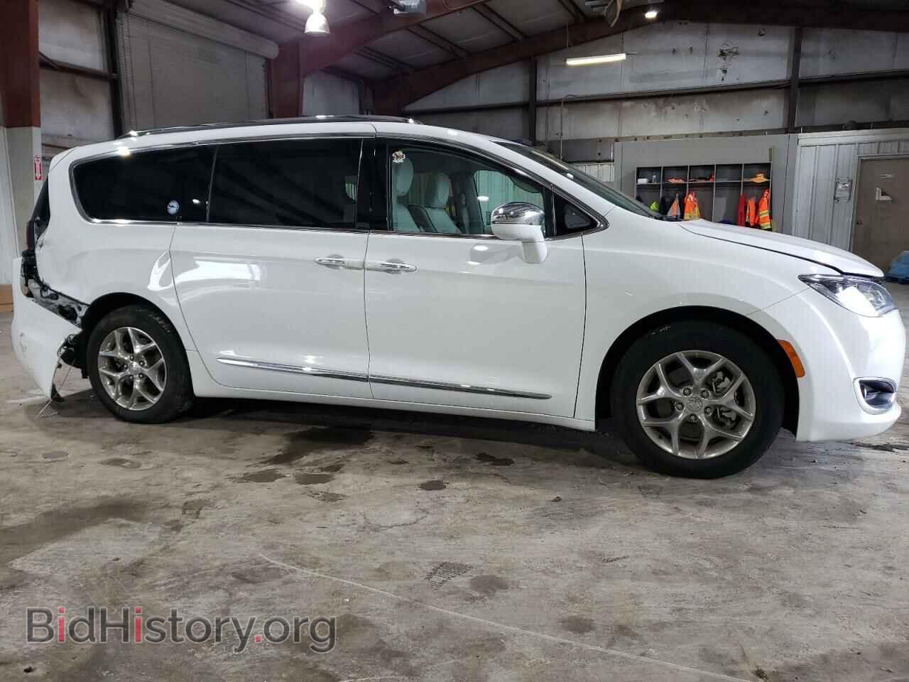 2017 CHRYSLER PACIFICA - VIN: 2C4RC1GG1HR812612 - Фото 4