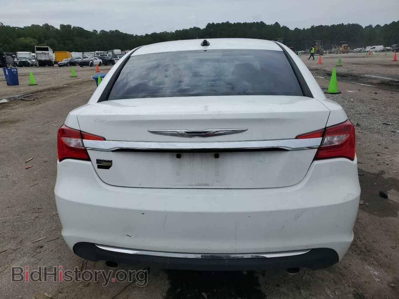 2013 CHRYSLER 200 - VIN: 1C3CCBAG8DN743188 - Фото 6