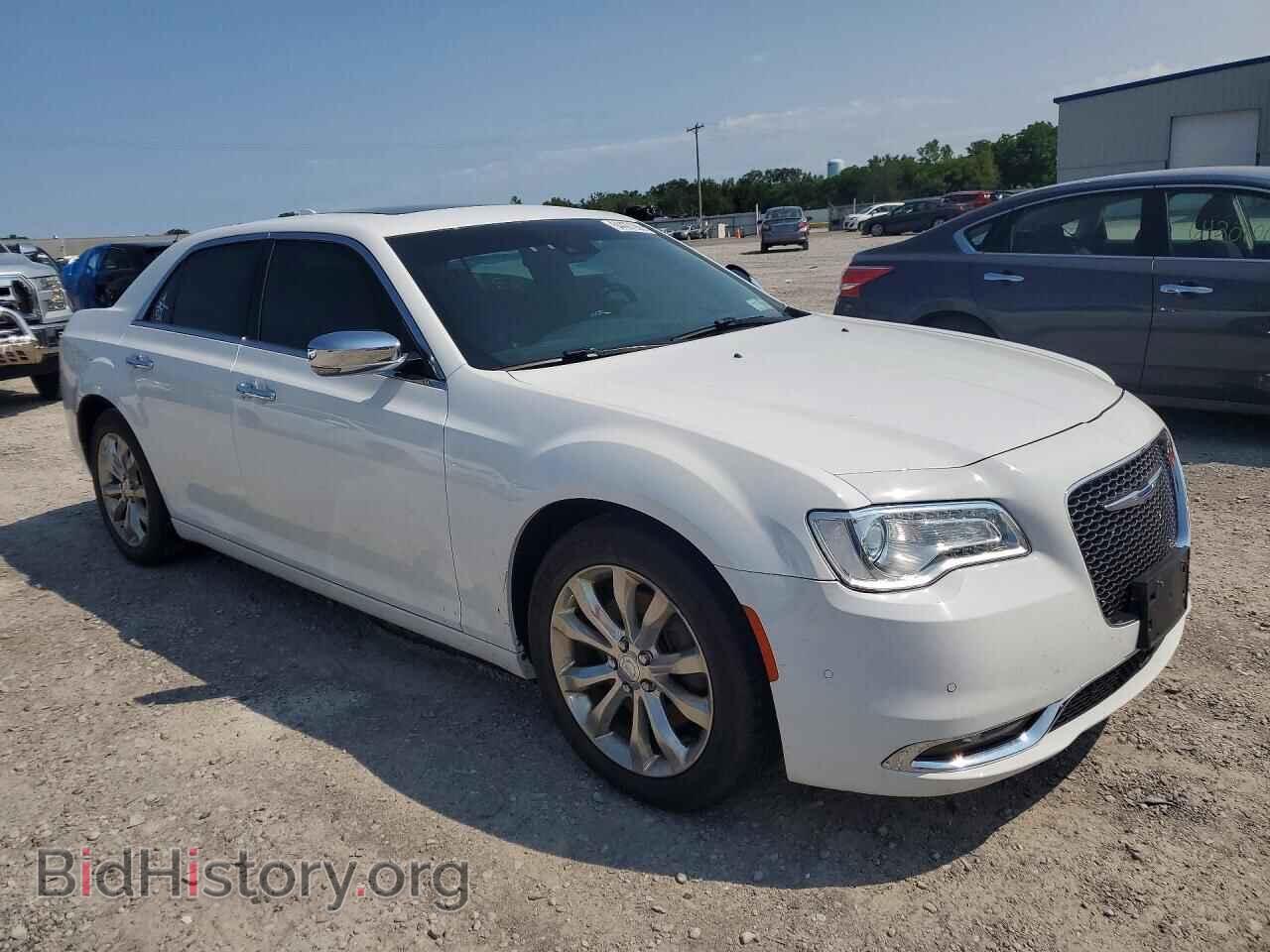 2019 CHRYSLER 300 - VIN: 2C3CCAKGXKH722731 - Photo 4