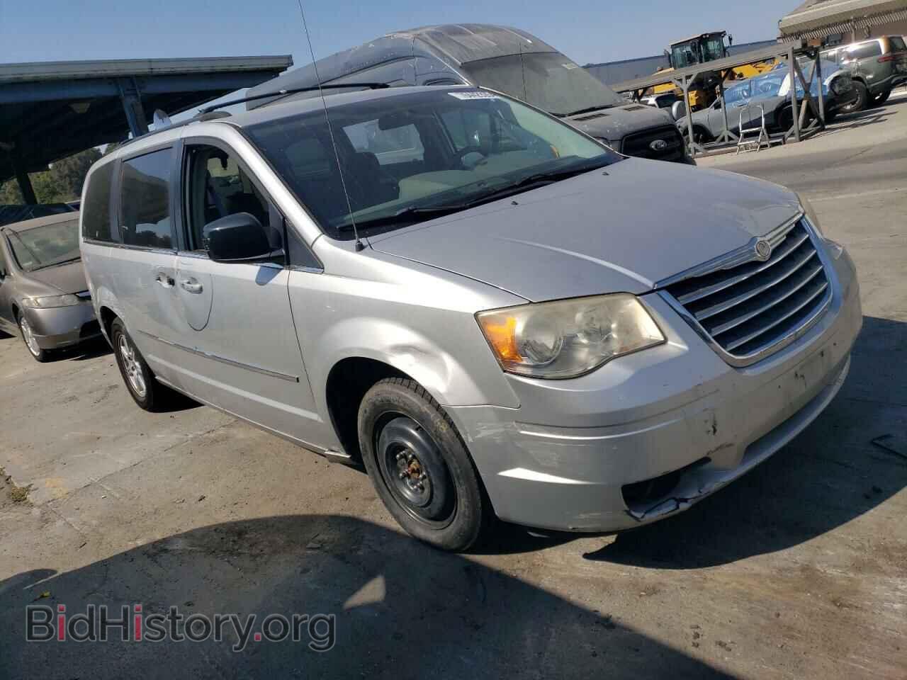 2010 CHRYSLER MINIVAN - VIN: 2A4RR5D15AR221852 - Фото 4