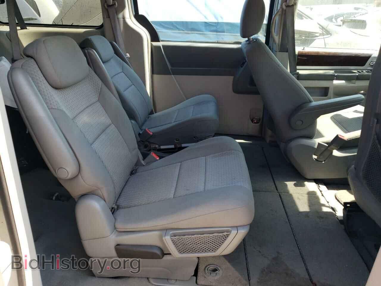 2010 CHRYSLER MINIVAN - VIN: 2A4RR5D15AR221852 - Фото 10