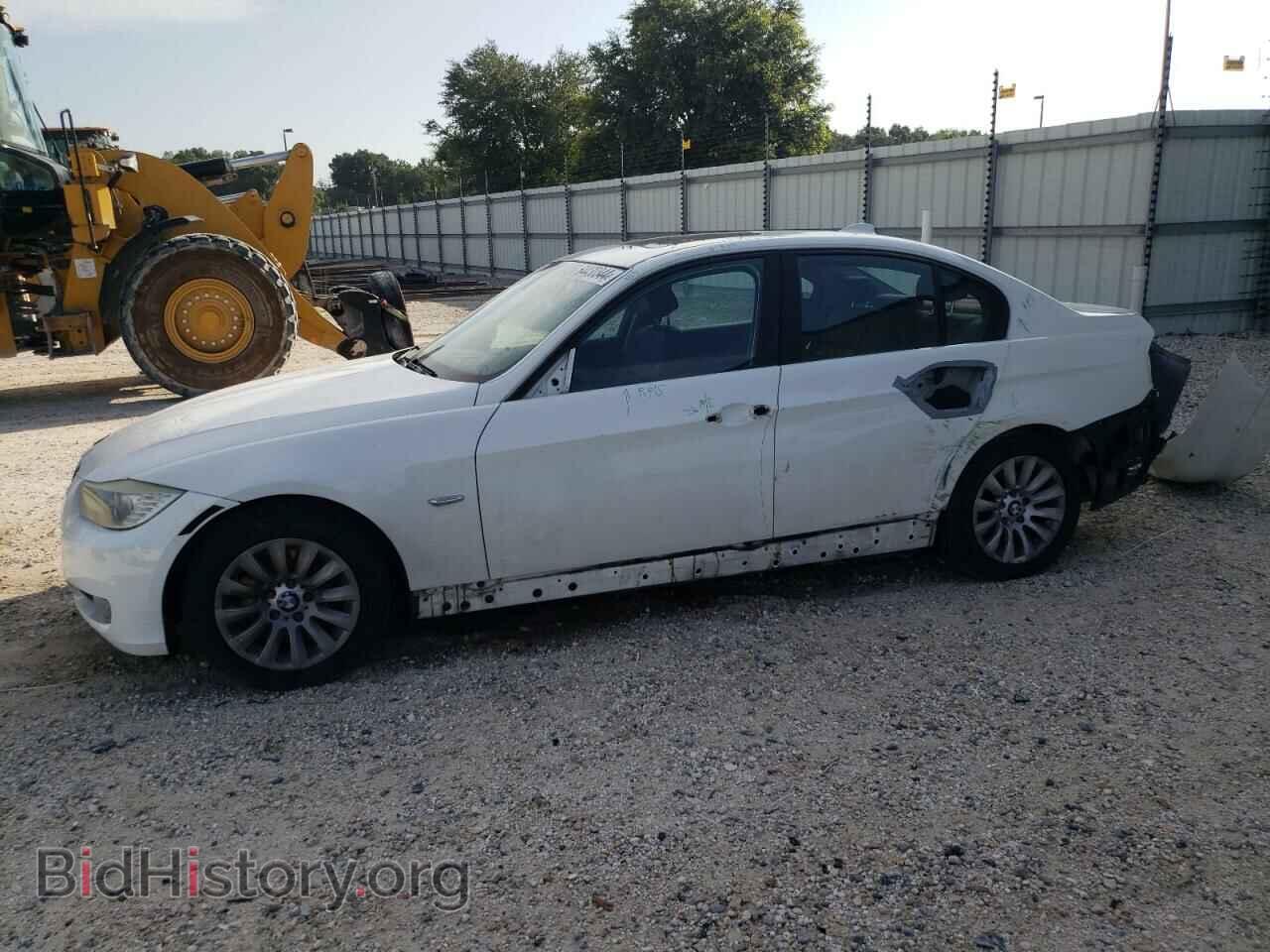 Photo WBAPH57529NL76623 - BMW 3 SERIES 2009